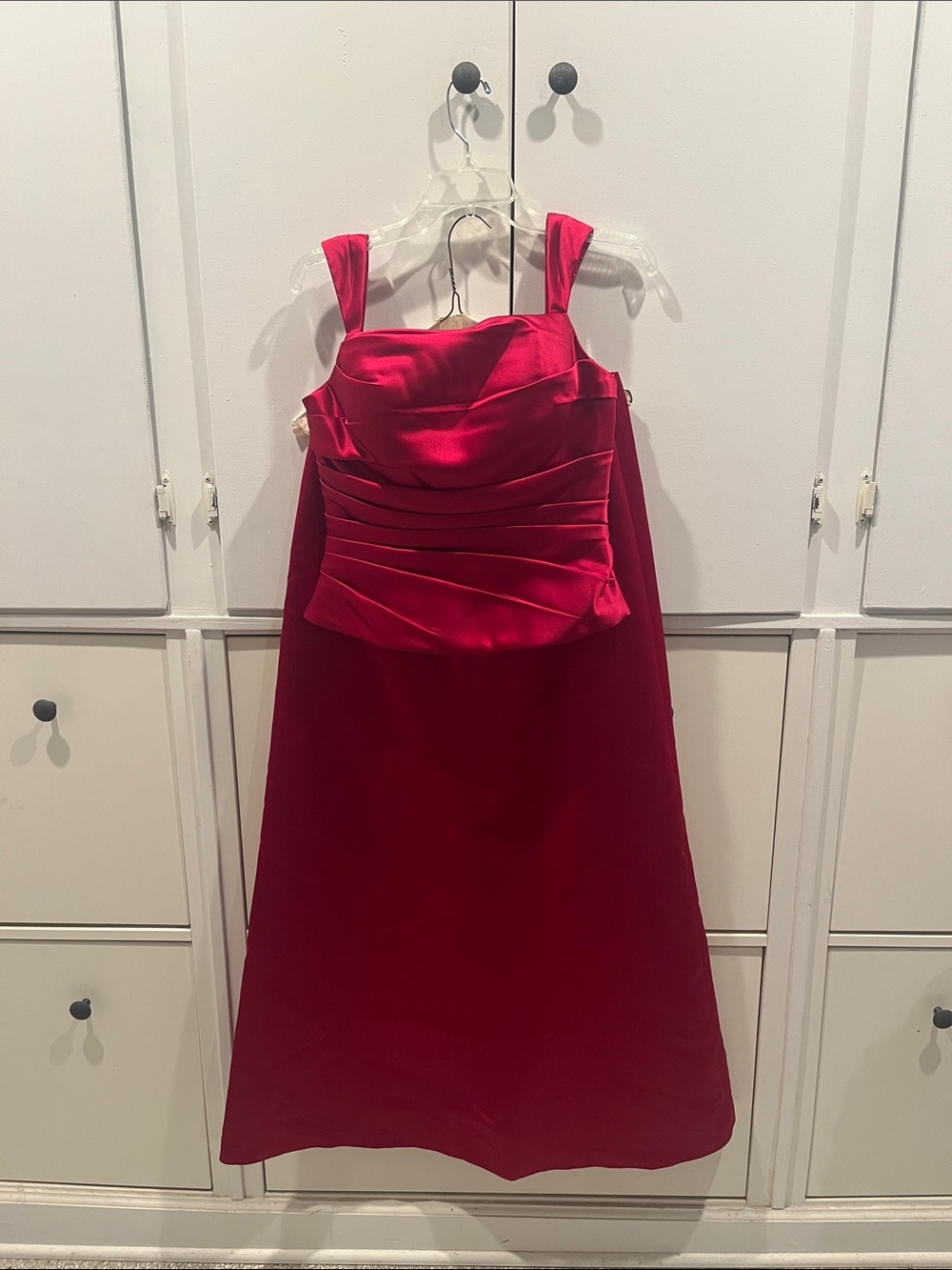 Elegant Red Satin A-Line Dress with Pleated Bodice